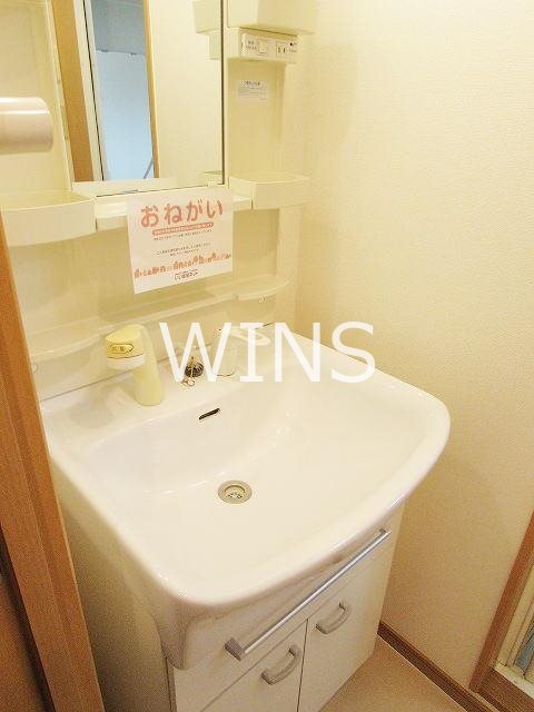 洗面設備　部屋参考写真です。