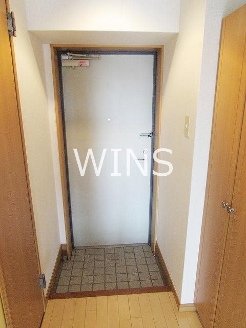 玄関　部屋参考写真です。