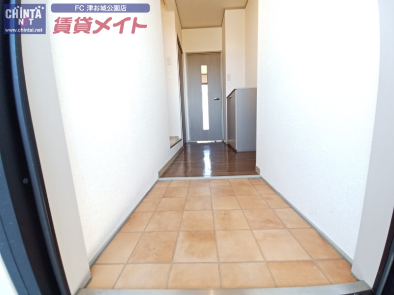玄関　同型参考写真