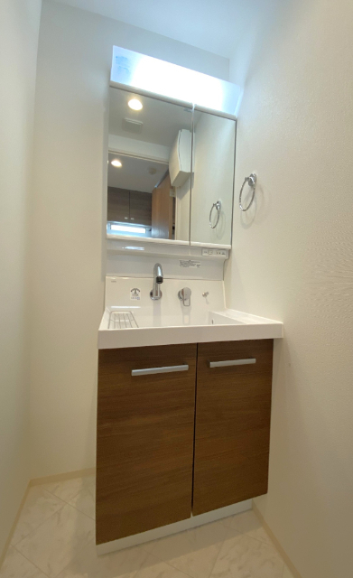 洗面設備　実際のお部屋の写真です。