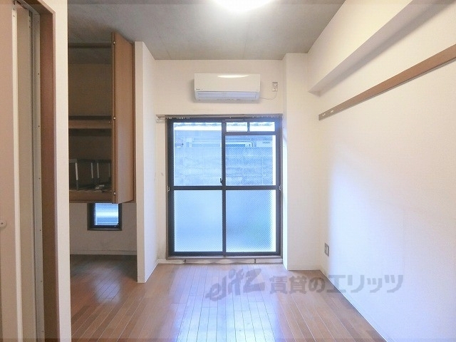 居室・リビング　洋室