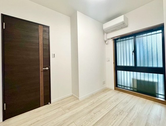 その他設備　北側洋室2部屋もリノベェーション済み