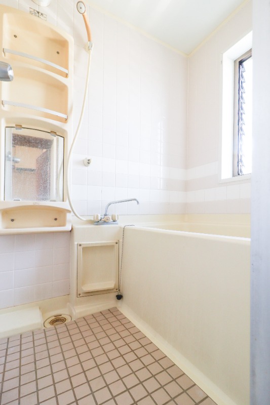 バス・シャワールーム　図面と現状に相違がある場合には現状を優先