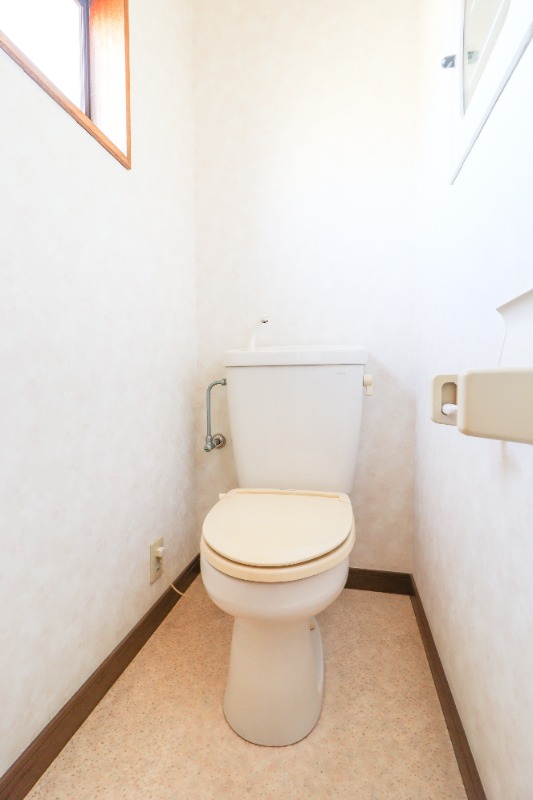 トイレ　図面と現状に相違がある場合には現状を優先