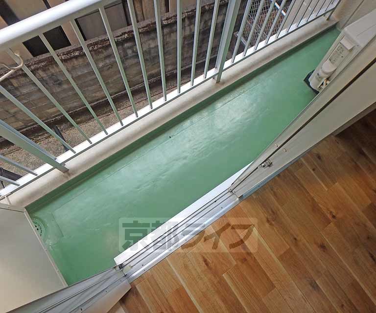 バルコニー　南向きのバルコニーです。