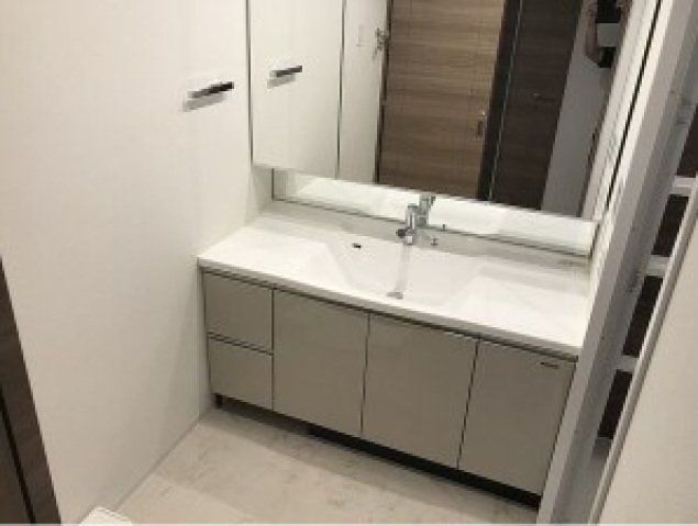 洗面設備　独立洗面台です。