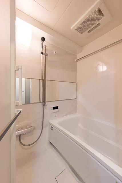 バス・シャワールーム　写真は同タイプ住居です