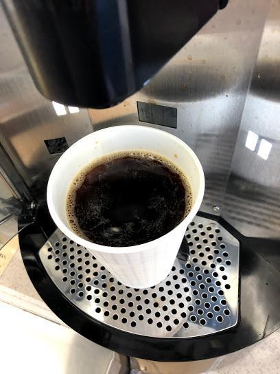 コンビニ　セブンイレブン竹松本町店（コンビニ）まで300m