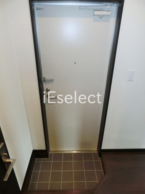 玄関　シューズボックスあります