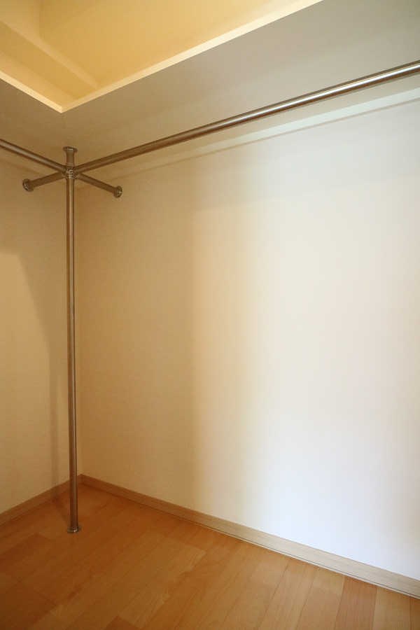 収納　ウォークインクローゼット