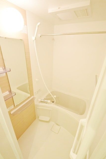 バス・シャワールーム　★清潔感のある浴室★