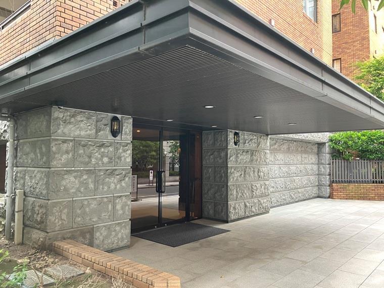 エントランス　エントランス