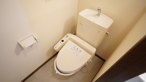 トイレ　トイレ