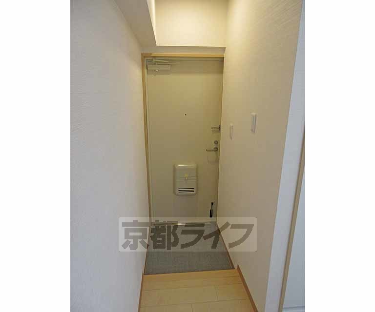 玄関　奥行きのある玄関です