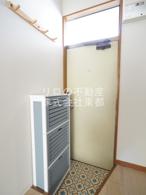 玄関　シューズボックス付☆いつでもスッキリ片付きますね！