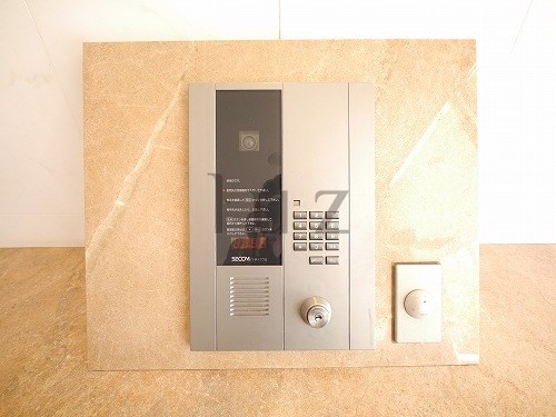 セキュリティ　モニター付きオートロックで安心のセキュリティ！