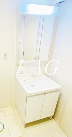 洗面設備　独立洗面台です。