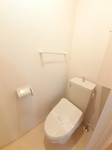 トイレ　トイレもきれいです