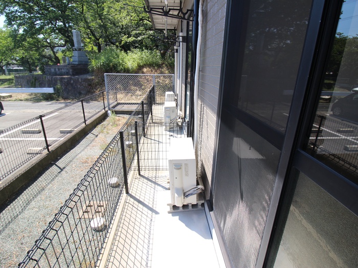 バルコニー　現状が異なる場合は現状優先となります