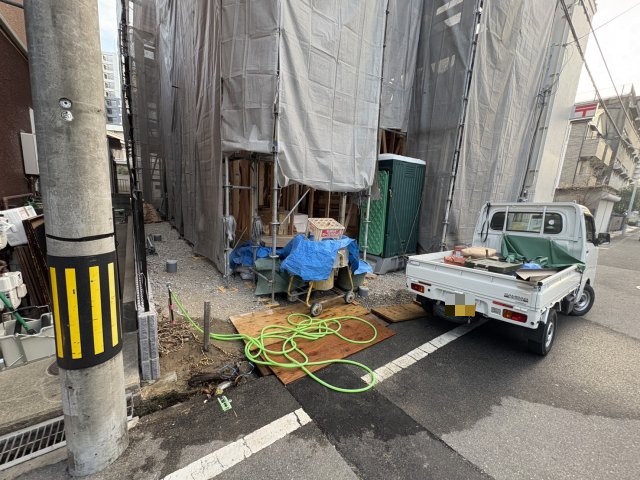 エントランス　建築中