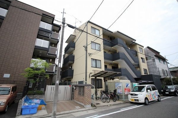 その他共有部分　敷地内駐輪場完備