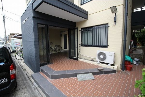 エントランス　綺麗なエントランス