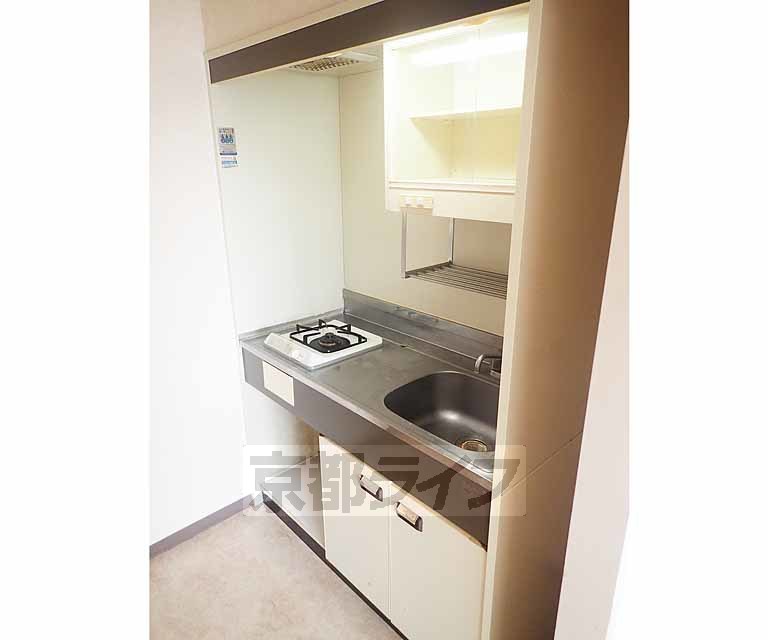 キッチン　コンパクトなキッチンです。