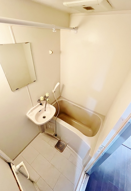 バス・シャワールーム　浴室