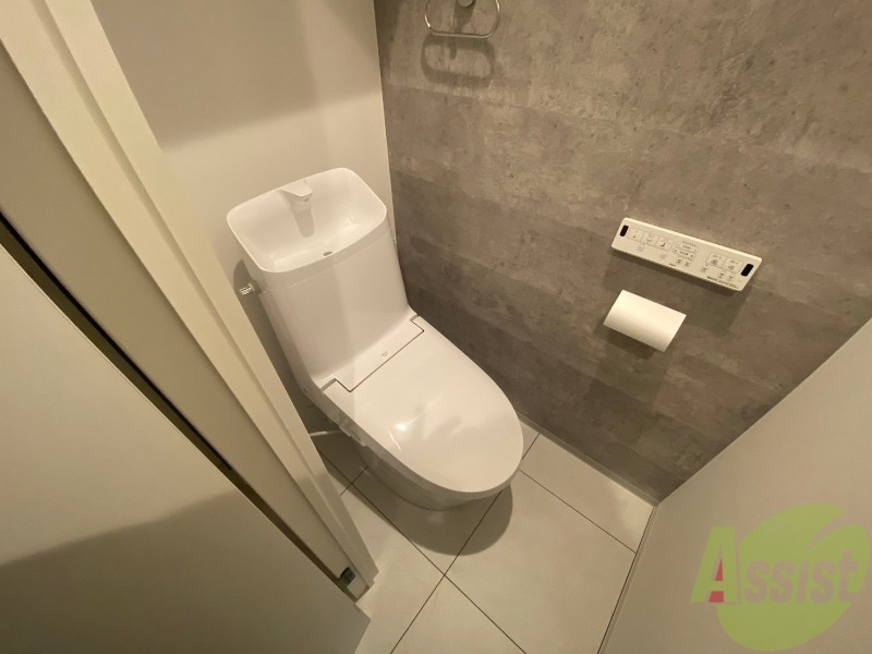 トイレ　こちらはトイレです。清潔感があり、安心して使用できます。