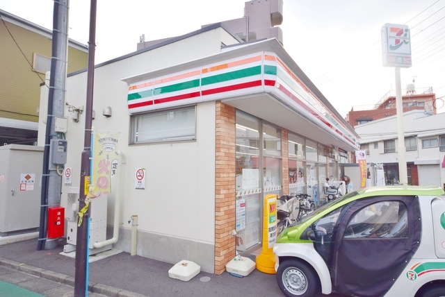 コンビニ　セブン－イレブン板橋清水町店（コンビニ）まで627m