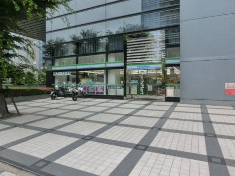 その他　ファミリーマート丸の内駅北店（その他）まで139m