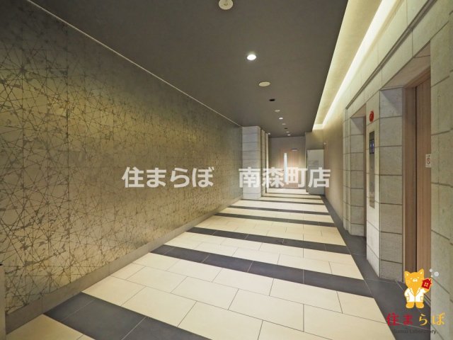 エントランス　「暮らしの設計図は、ここから始まります。」