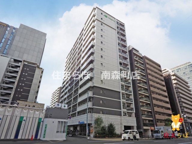 建物外観　「見ないで終わるには、惜しすぎる。」