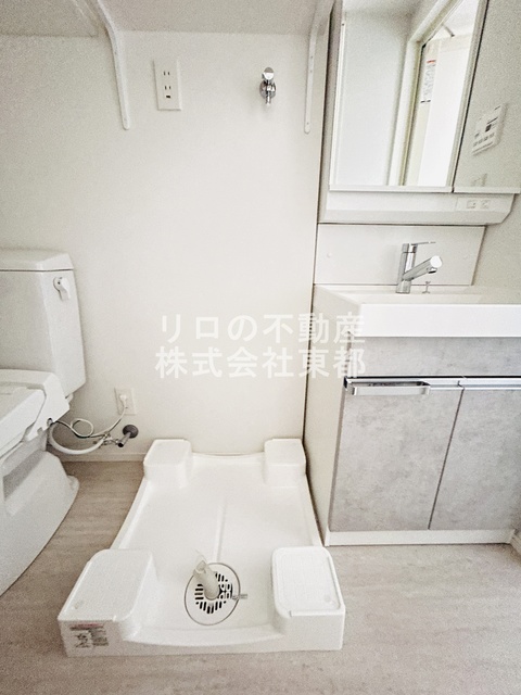 その他　洗濯機置場には防水パンを設置！水漏れも安心です◎