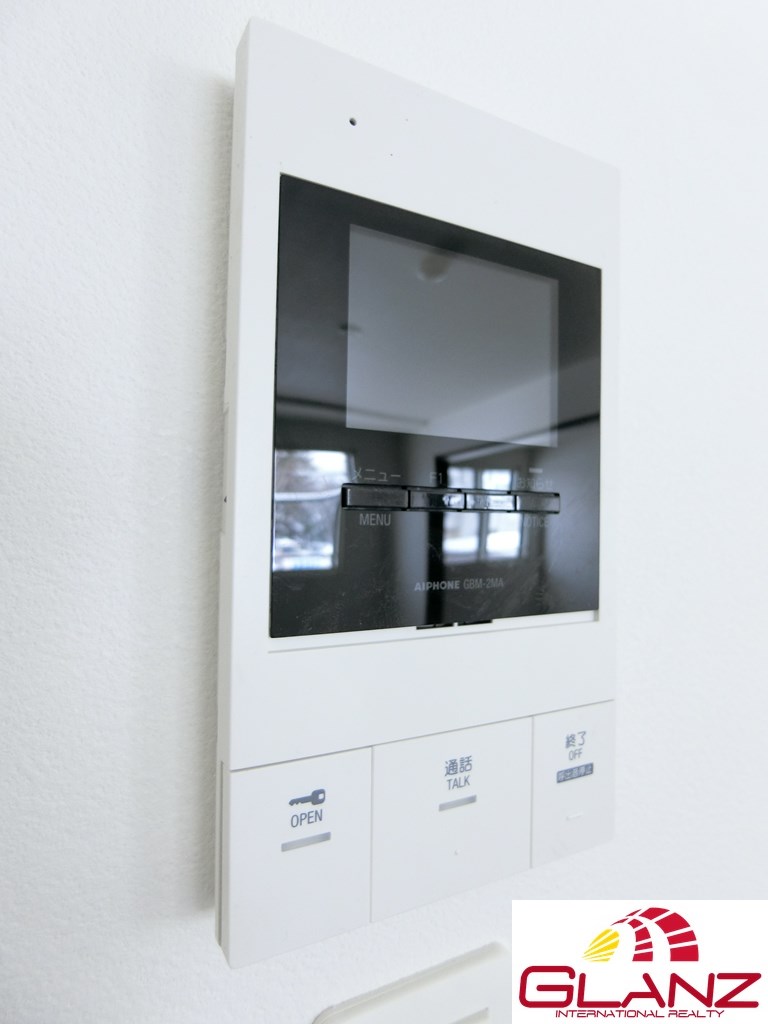 セキュリティ　来客の顔が見えるTVインターホン