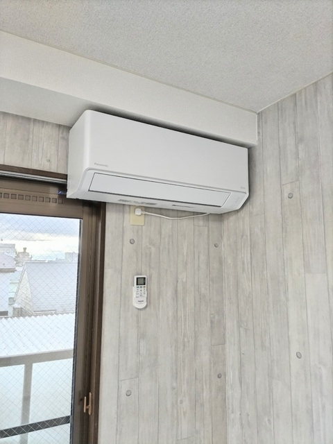 その他　★エアコン付きで快適に過ごせます★