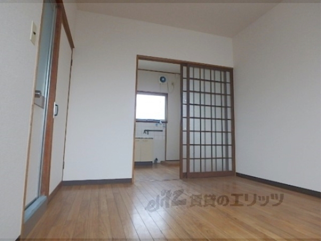 居室・リビング　洋室