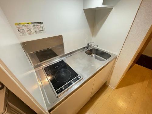 キッチン　コンロの仕様が異なる場合があります