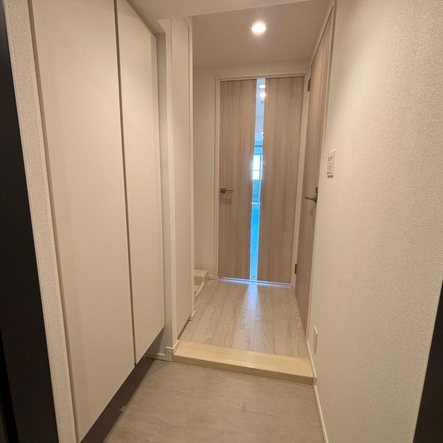 玄関　※写真は同タイプ住戸です。