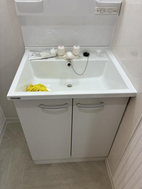 洗面設備　TCRE新大塚　　豊島区南大塚2