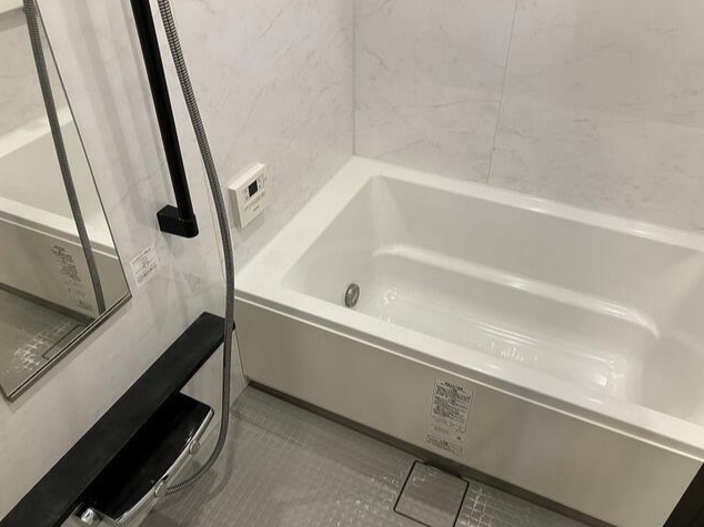 バス・シャワールーム　別部屋参考写真