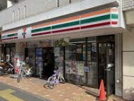 コンビニ　セブンイレブン中目黒店（コンビニ）まで61m