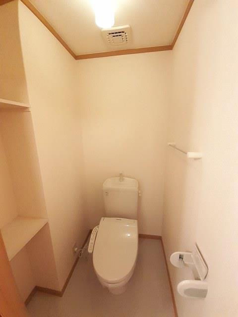 トイレ　トイレ