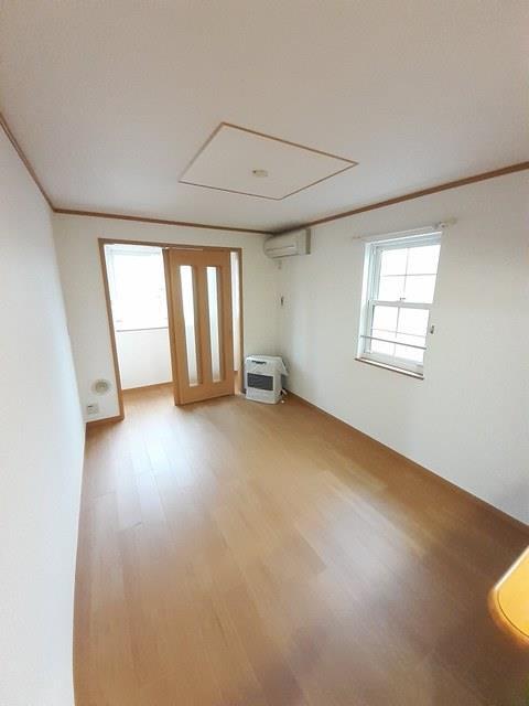 居室・リビング　リビング