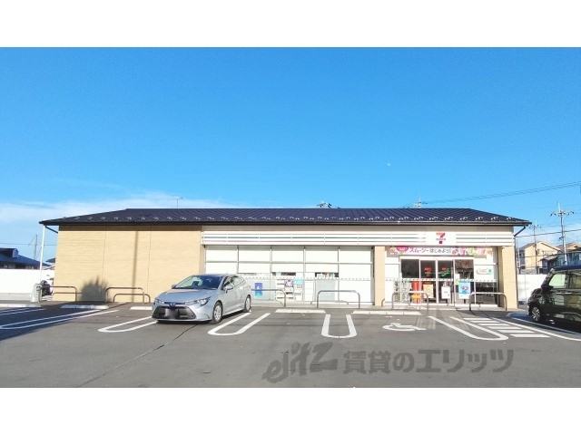 コンビニ　セブンイレブン京都樫原盆山店（コンビニ）まで600m