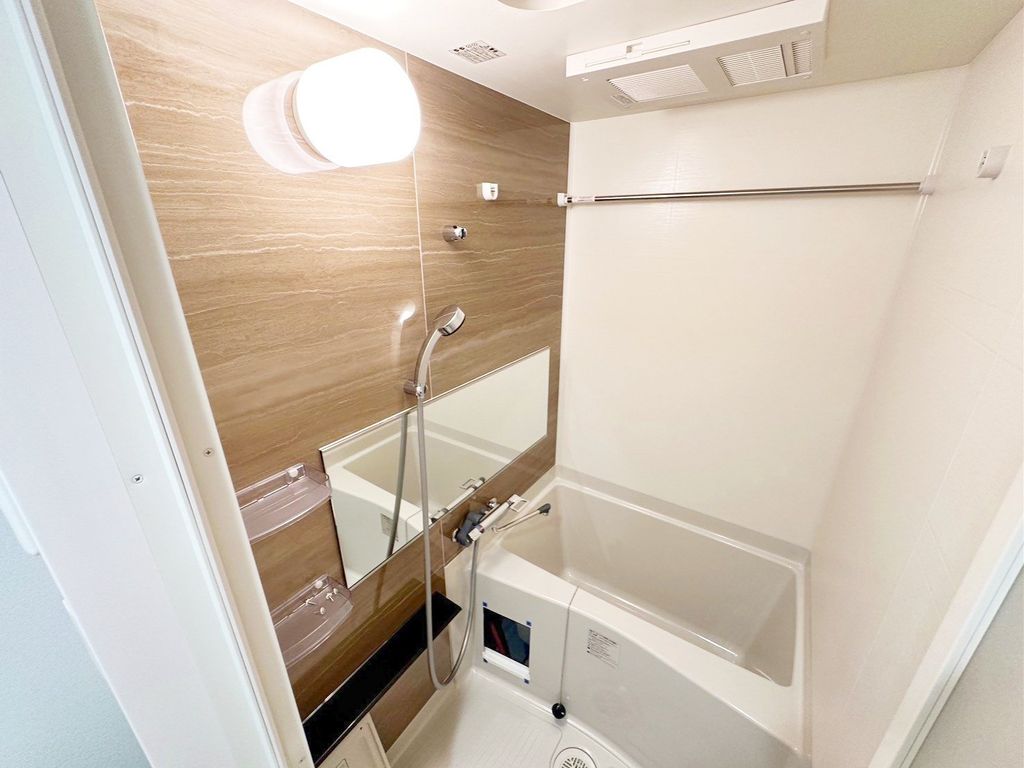 バス・シャワールーム　バルコニー