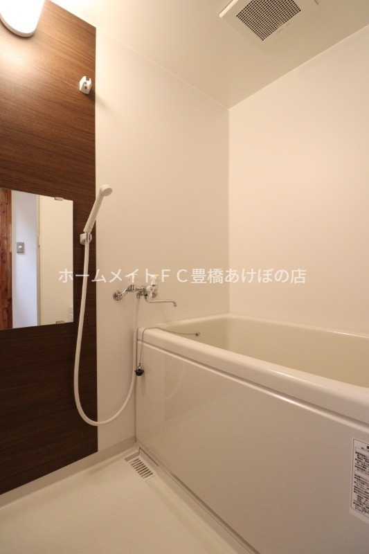 バス・シャワールーム　同型別部屋写真