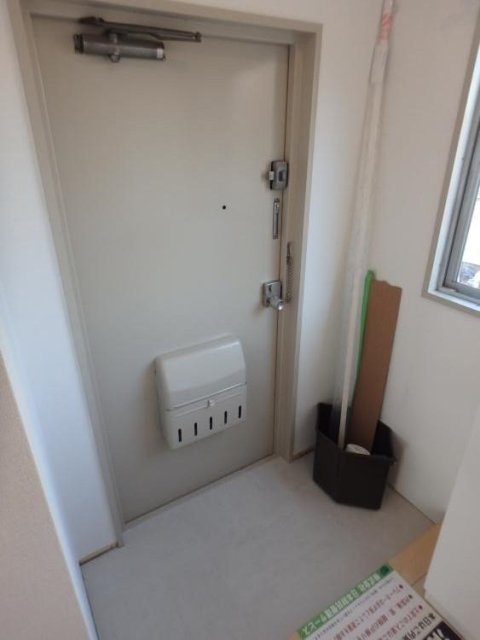 玄関　落ち着いた玄関です