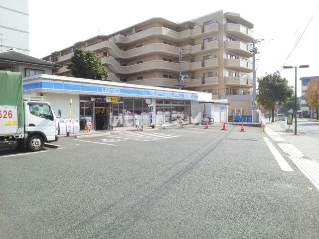 コンビニ　ローソン 熊本保田窪店（コンビニ）まで672m