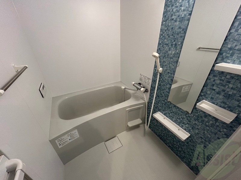 バス・シャワールーム　お風呂です。ゆっくりお風呂につかるのも体に良いですね～